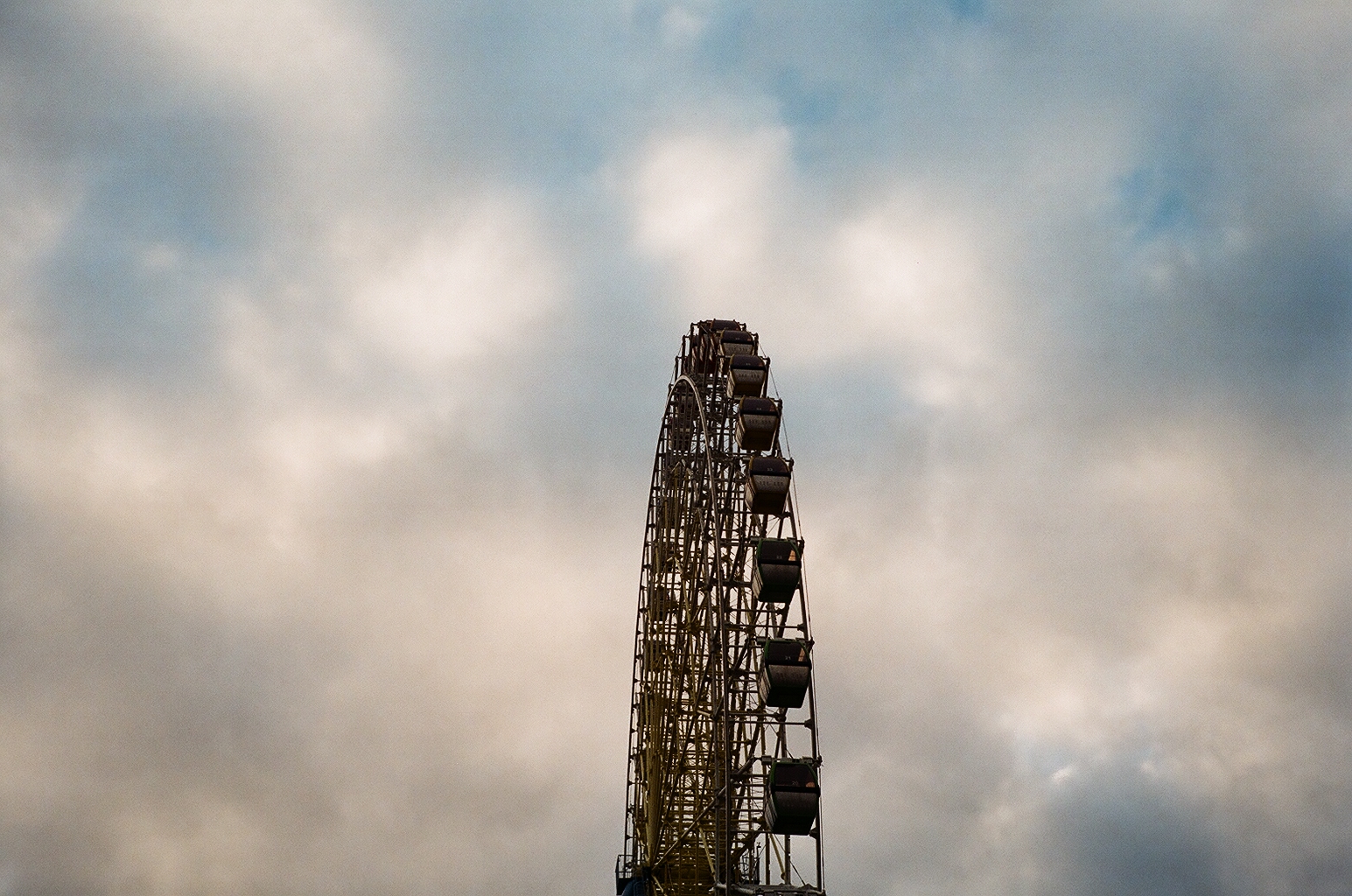 16_00070036-1