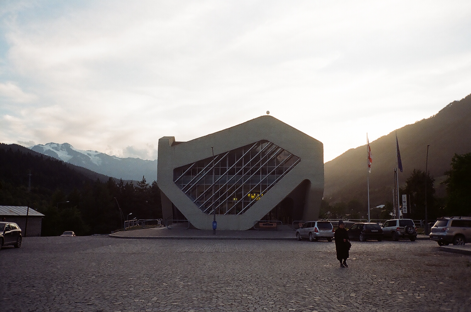 6_00110017-1